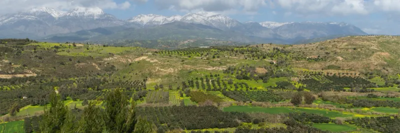 Slätten Messara och bergskedjan Ida på Kreta